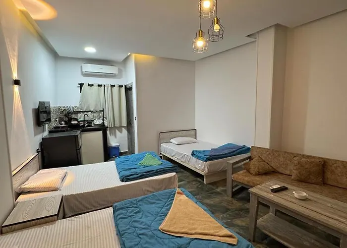 Отель Dalida House 2 *