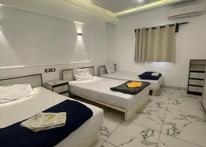 Отель Dalida House 2 *