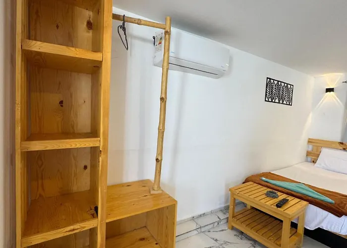 Отель Dalida House 2